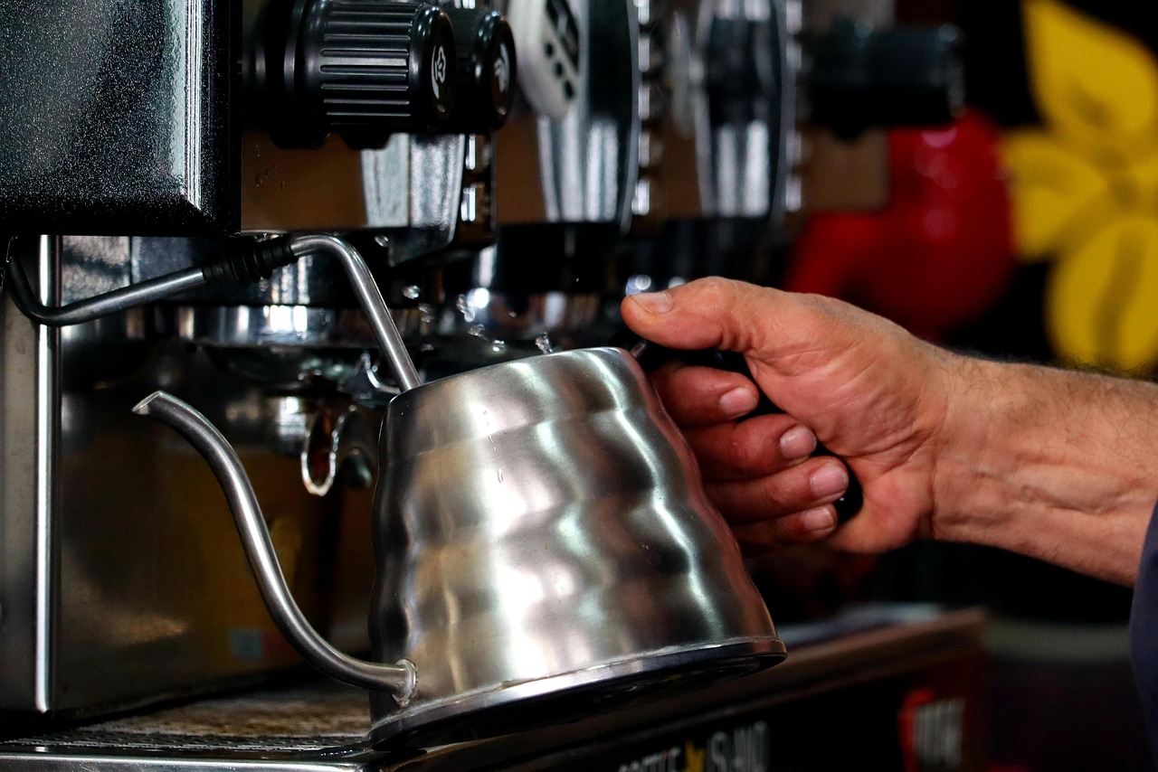 在宅で利用できるカフェのワーキングスペースはどこにある？